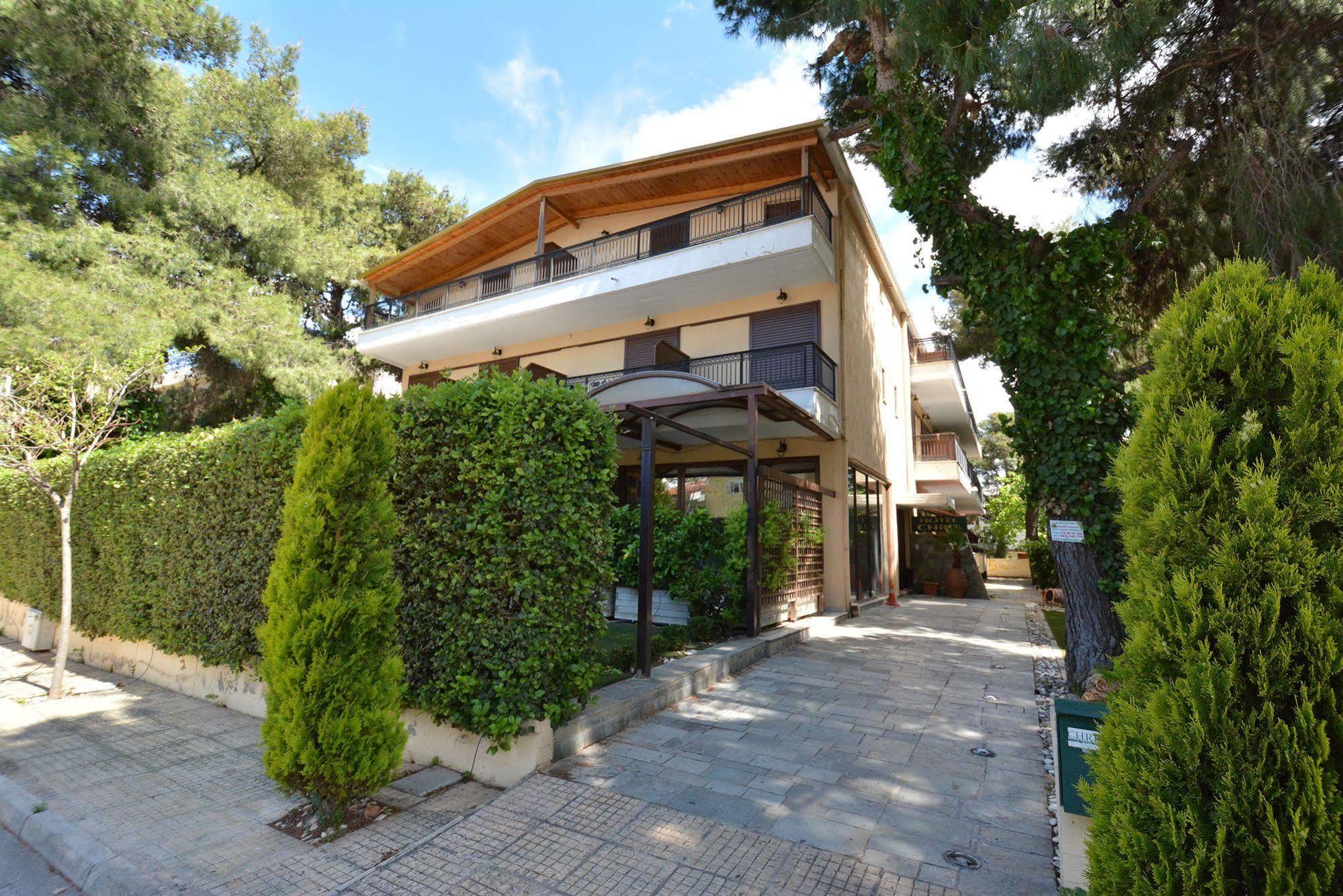 Otel Chris Atina