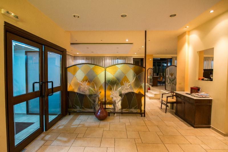 Otel Chris 2*