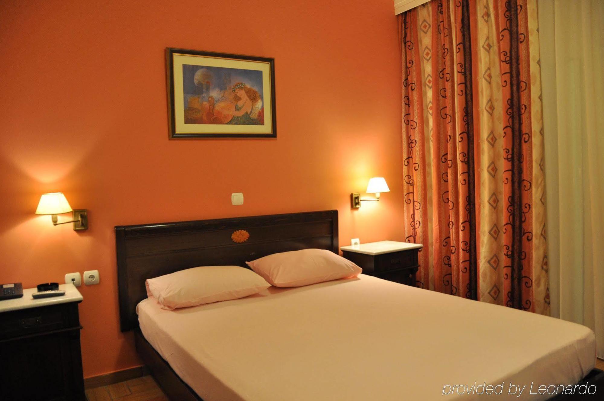 Hotel Chris Ateny